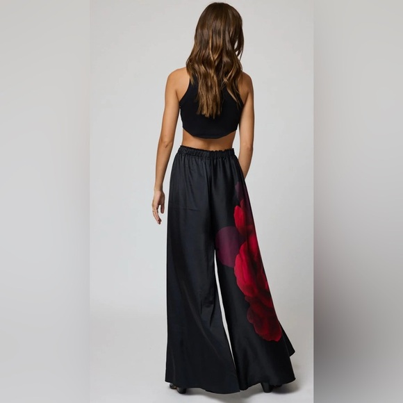Stillwater The Widest Leg Pants Midnight Rose Floral Black Red Large NWT Boho - Picture 11 of 11
